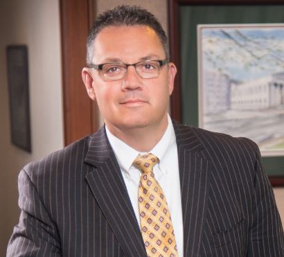 Photo of attorney Eric J. Mikovch